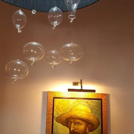 Gogh Style Apartment *